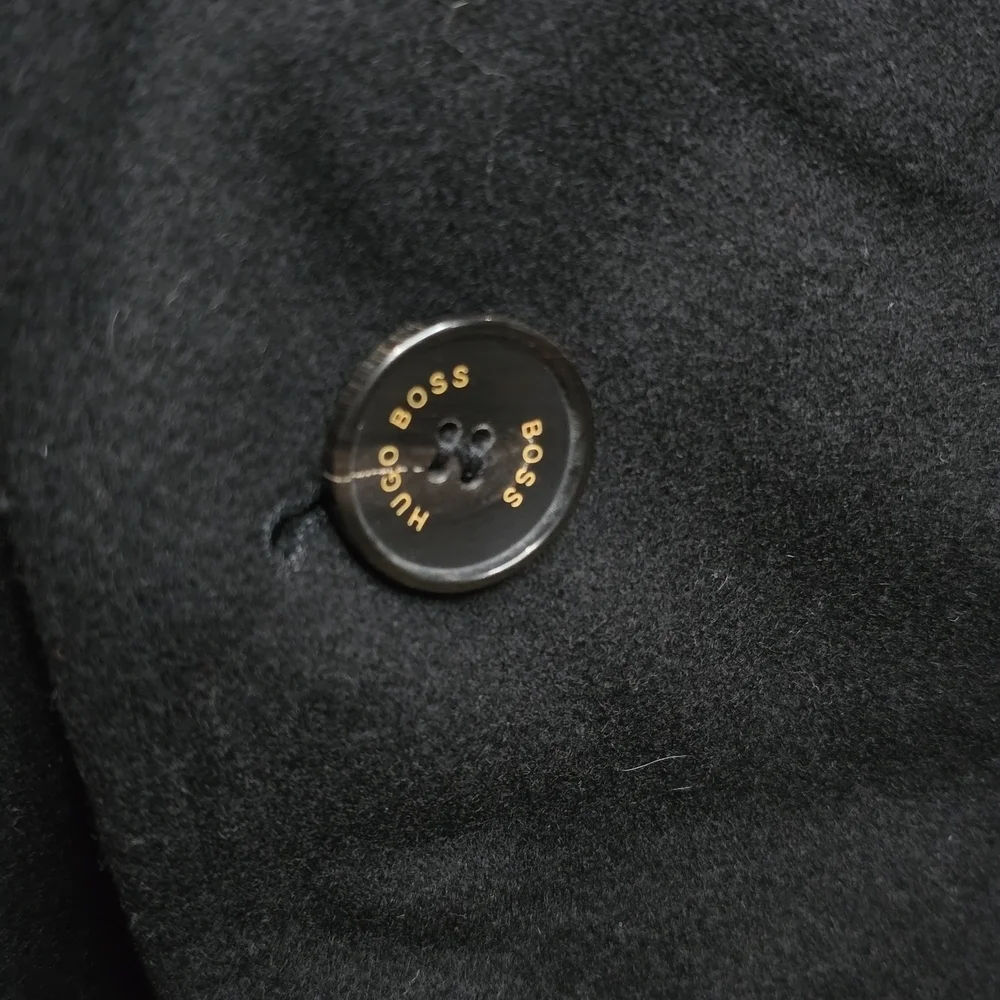 Hugo Boss Men's Black Wool Coat Size 38R Detachable Inner Rib